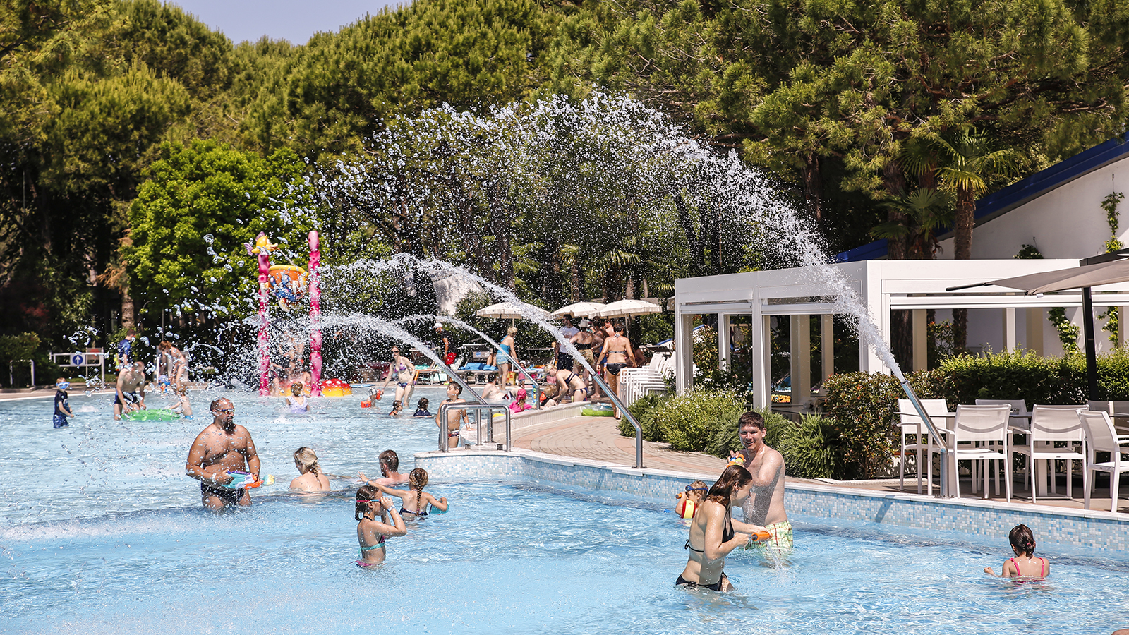 1-Seaside-holidays-resort-Cavallino
