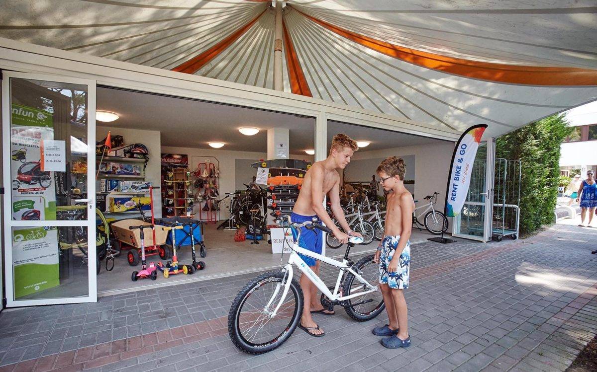 0-Noleggio-biciclette-camping-dei-fiori-1200x749