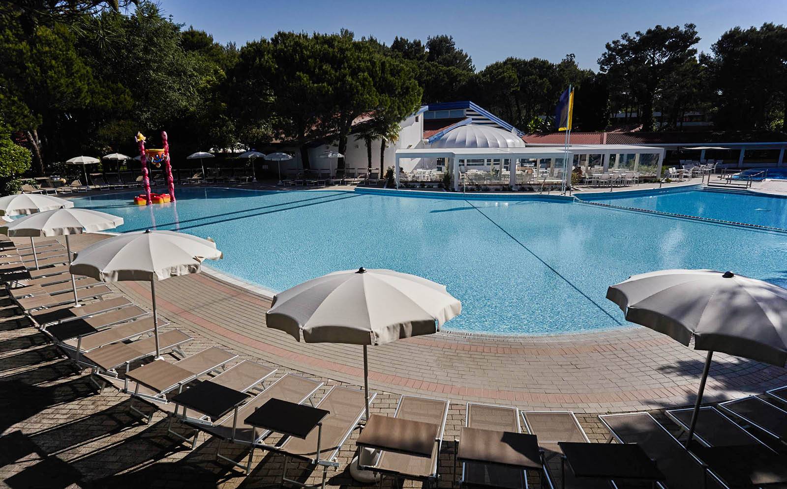 6-Campingplatz-mit-schwimmbad-Cavallino