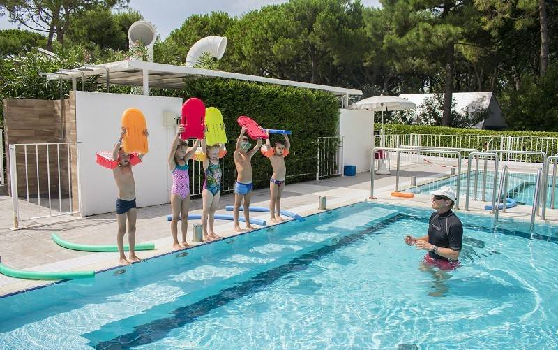 02-Swimming-School-Camping-Dei-Fiori