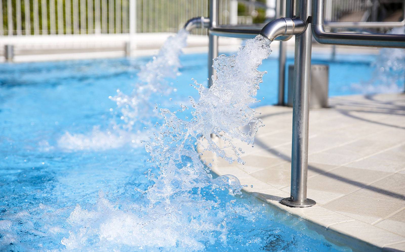 1-Jacuzzi-idromassaggio-Camping-Village-Dei-Fiori2